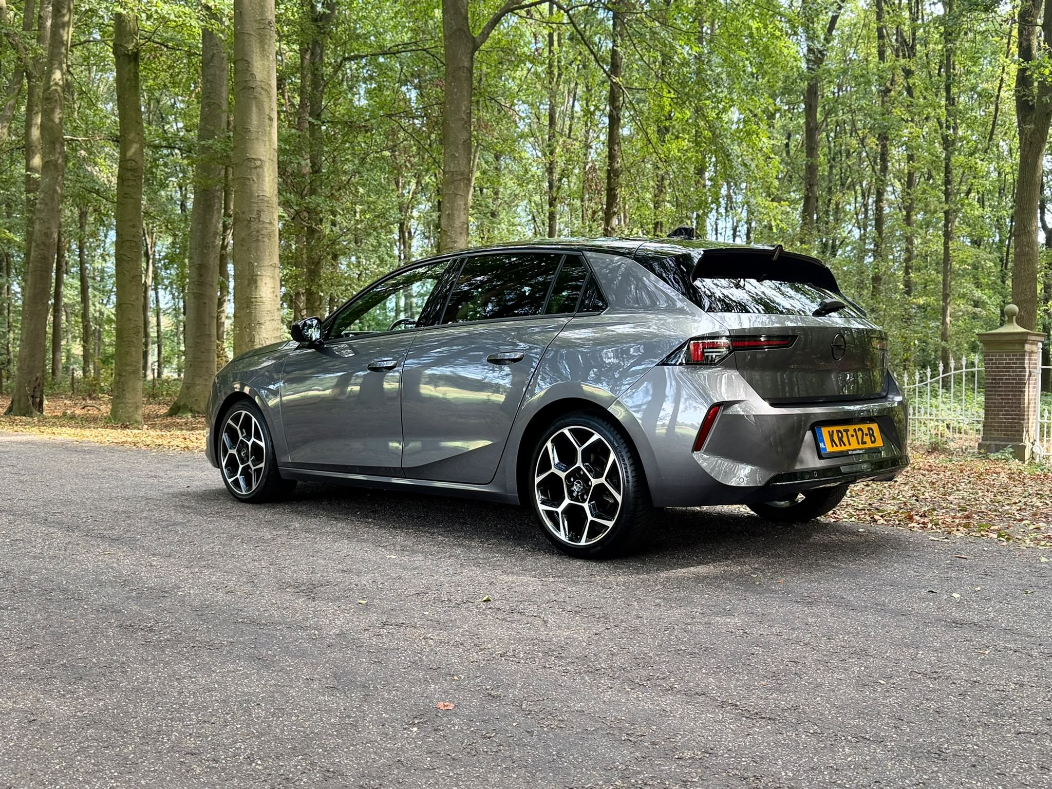 OPEL Astra — foto 3